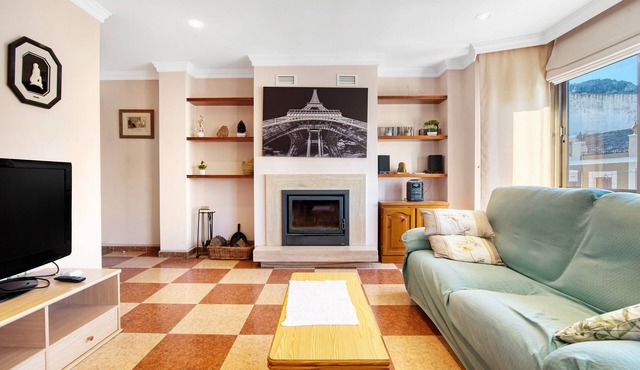 Apartment 'La Bodegueta' with Private Terrace, Wi-Fi and Air Conditioning in Orba