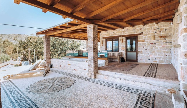 Apartment Minoa – Seafront Apartment next to Villa Minoa