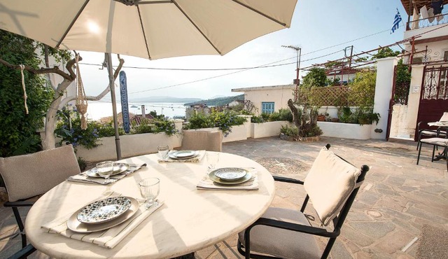 Aquarella-Fairytale Apartment with Sunset View