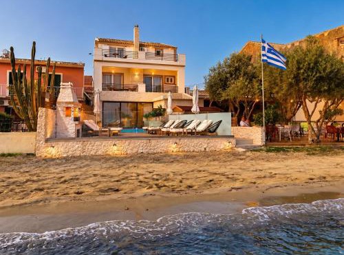 Beachfront Villa Anatoli Sidari with private heated pool by DadoVillas
