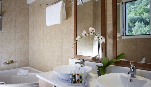 Belle Helene Hotel