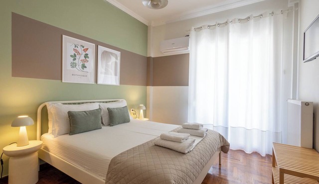 Best view of Acropolis - Modern 2BR Apt by Meros