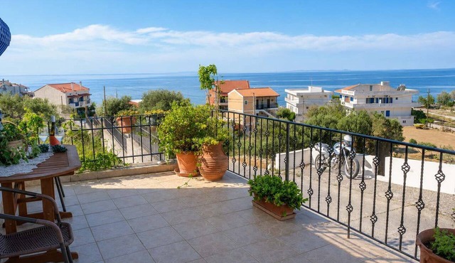 Breeze - Seaside Serene Samos Getaway