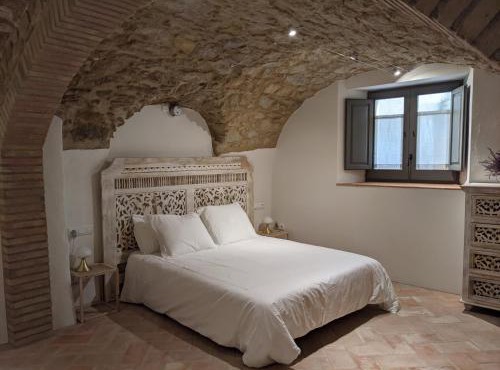 Can Puig CAVE in La Pera