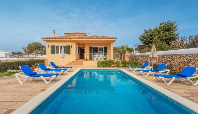 Chalet Villa Francisca close to the Sea with Private Pool Wi-Fi in Ciutadella de Menorca