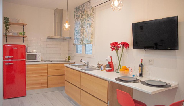 COZY & MODERN Apartment junto a Metro A Guimerá in Valencia