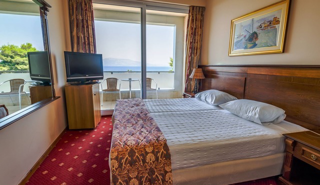 Dolphin Resort Hotel & Conference