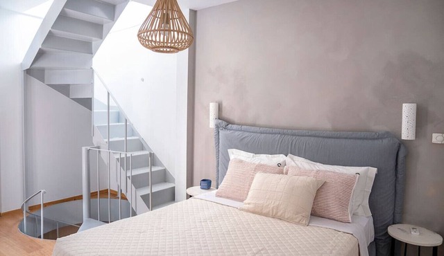 Duplex with Private Rooftop Garden near Acropolis