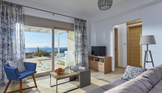Elkysti Crete Deluxe Apartment Corina