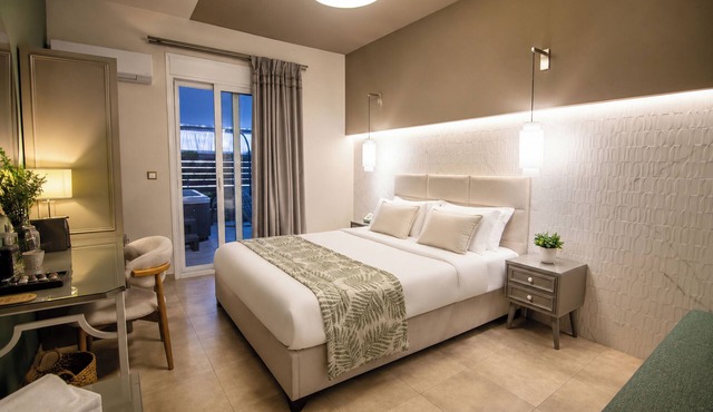 ELLE Rooms & Suites