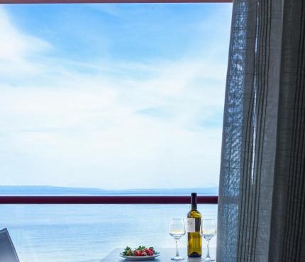 Elpiniki Luxury Rooms