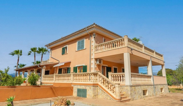 Es Garroveret - Villa With Private Pool. Free Wifi in Marratxi