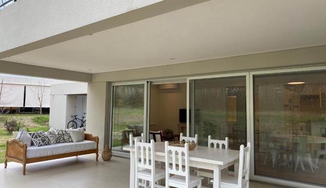 FANTASTICO DUPLEX CON JARDIN Y PISCINA! in Salta