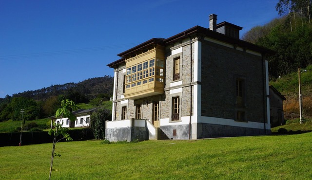 Fawn House, Bahinas, Luarca in Bahinas