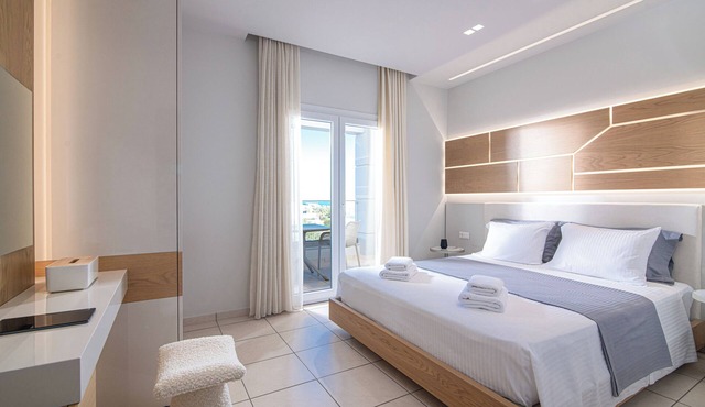 Filia Luxury Suites