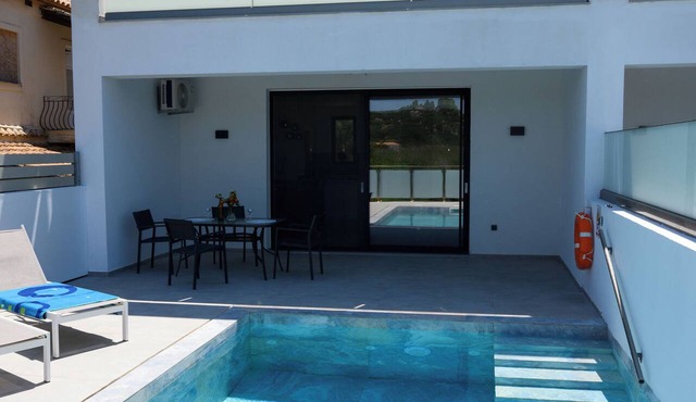 Herodotos Luxury Pool Suite Aqua with Private Pool