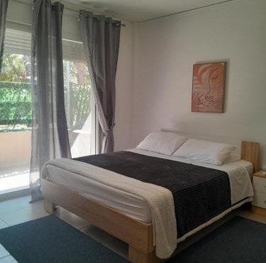 Holiday and Business Home