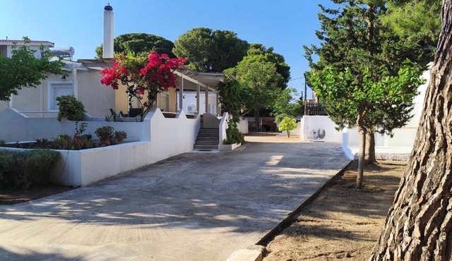 Holiday Home 'Nicks House By Zarkco' with Private Terrace, Wi-Fi and Air Conditioning