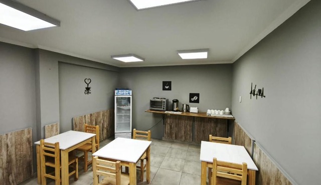 HOTEL EL VIEJO Bar in Perito Moreno