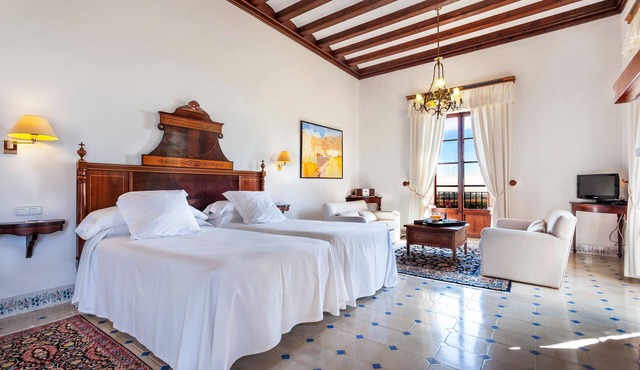Hotel Llenaire in Pollenca