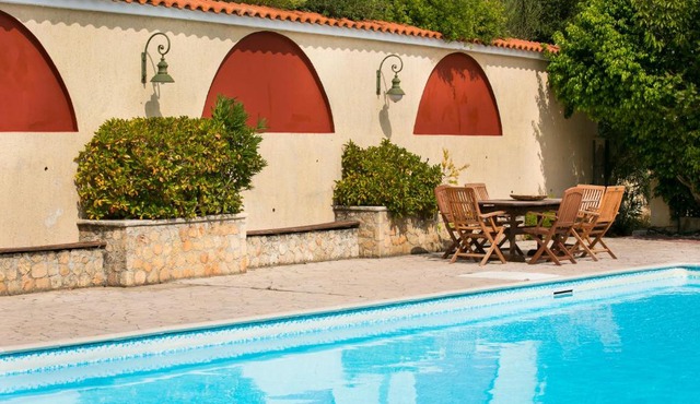 Irena Studios & Apartments