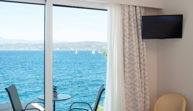 Karalis Beach Hotel