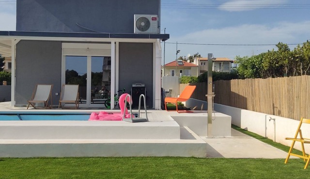 Kinderfreundliche Pool Villa 5p Seaside Beach Forest by Interhome
