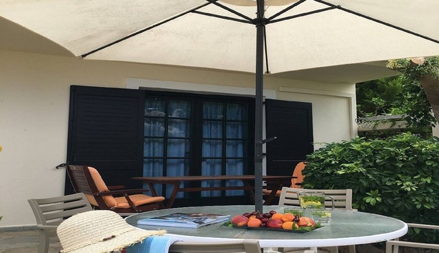 Kokkini Hani: Lovely Studio 1-3 persons, 150 meters from the sandy beach.
