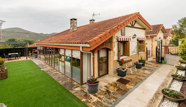 Las Camelias in Argoños – Cozy One-Story House Near Beaches and Town Center in Argoños