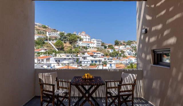 Lemonia Suites in Ikaria 4
