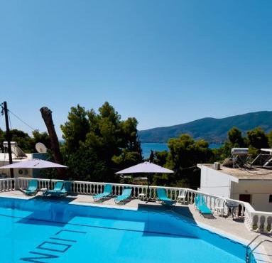 Lions Poros Apartments