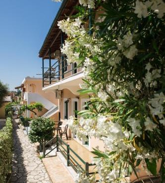 Lora Apartments & Studios with Balcony in Ipsos Corfu in Ipsos