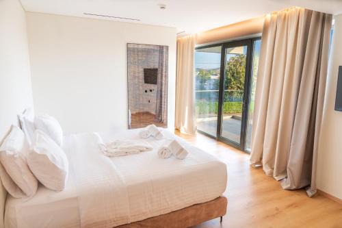 Megara Hotel