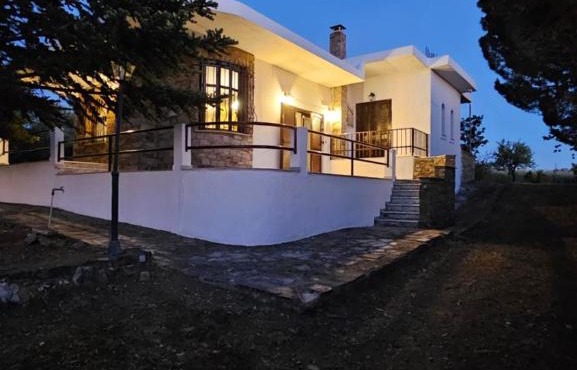 Mikri Vrisi Guest House
