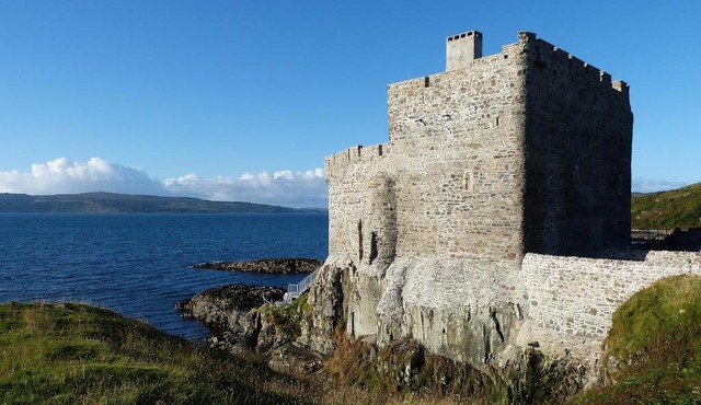 Mingary Castle - Restaurant with Rooms in Kilchoan
