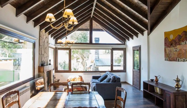 Modern house with great location, stunning views and BBQ area in San Carlos de Bariloche