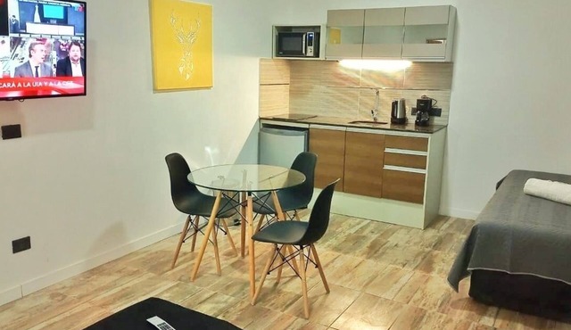 Moderna Suite Jarín, Cocina Full Equipada! Ducha Escocesa y Espejo Led Bluetooth in San Carlos de Bariloche