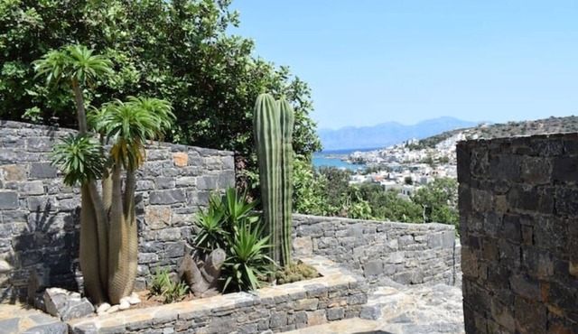 Olous/Hillside Hideaway/Seaview Terrace/Elounda