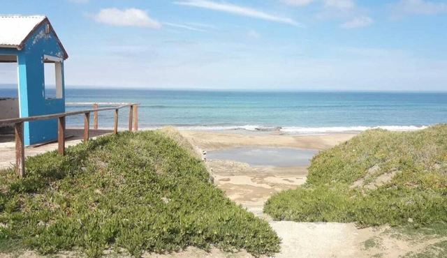 Rest a few days in this paradise . near the sea and the park in Necochea