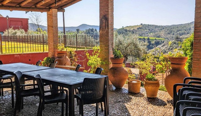 Self catering El Descanso del Peregrino for 14 people in Guadalupe