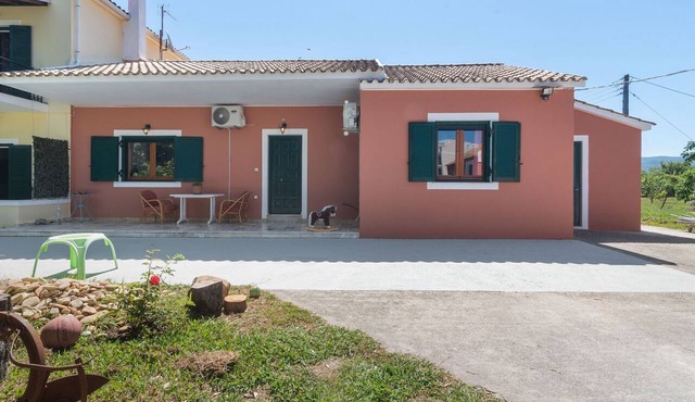 Simplistic Villa in Korfu near Seabeach