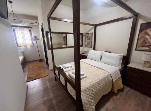 Stone house Anogeia