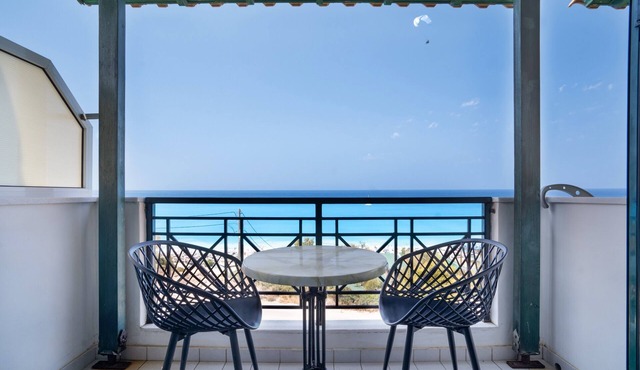 Studio Apartment 'Sunset Triple 1' with Sea View, Wi-Fi and Air Conditioning