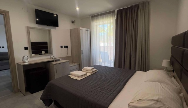 Thalassa Hotel