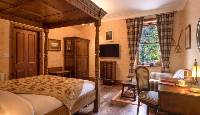 The Whispering Pine Lodge