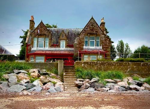 Tigh Na Mara Guest House Rosemarkie- breakfast optional in Rosemarkie