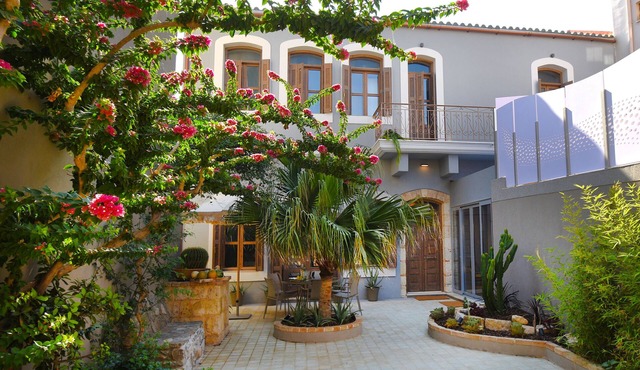 Triada Manor House
