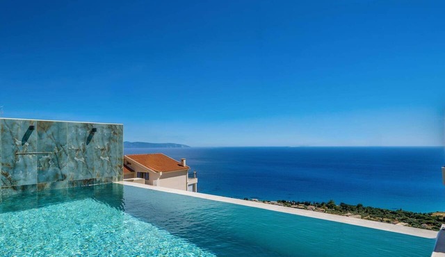 Villa Boudi by Villa Plus