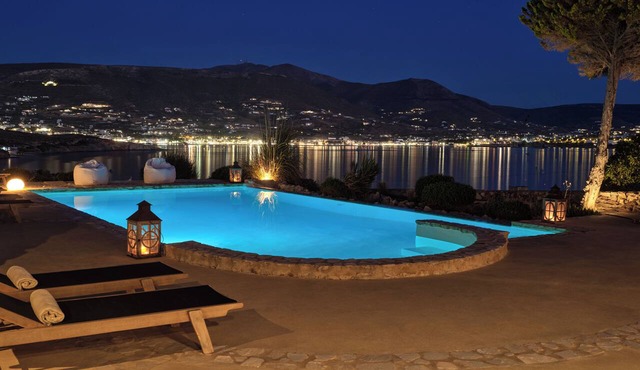 Villa Icarus Luxury Villa with Private Pool & Spa
