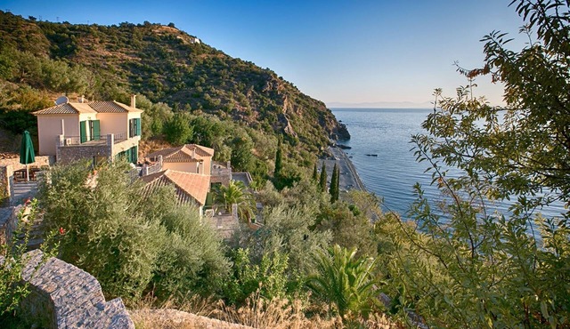 Villa in Pera Melana near Kissakas Beach